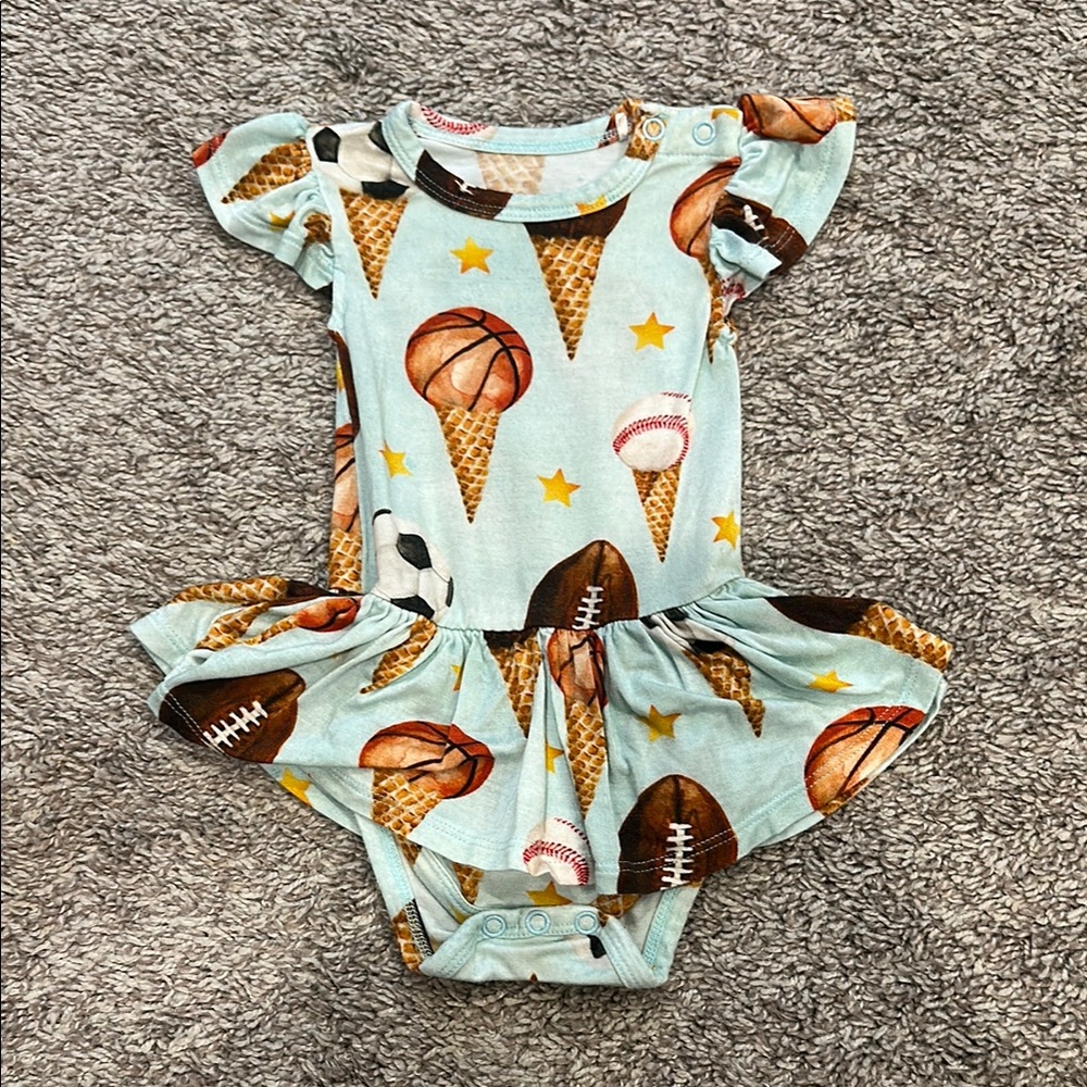 Posh Peanut 3-6mo Scoops Bodysuit Twirl